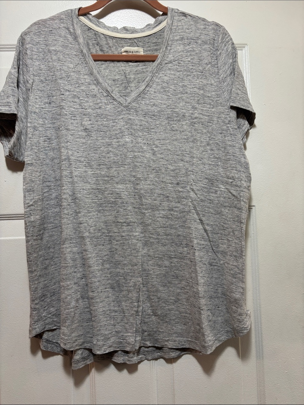 Thread & Supply Light Heather Gray V-Neck Short Sleeve Tee